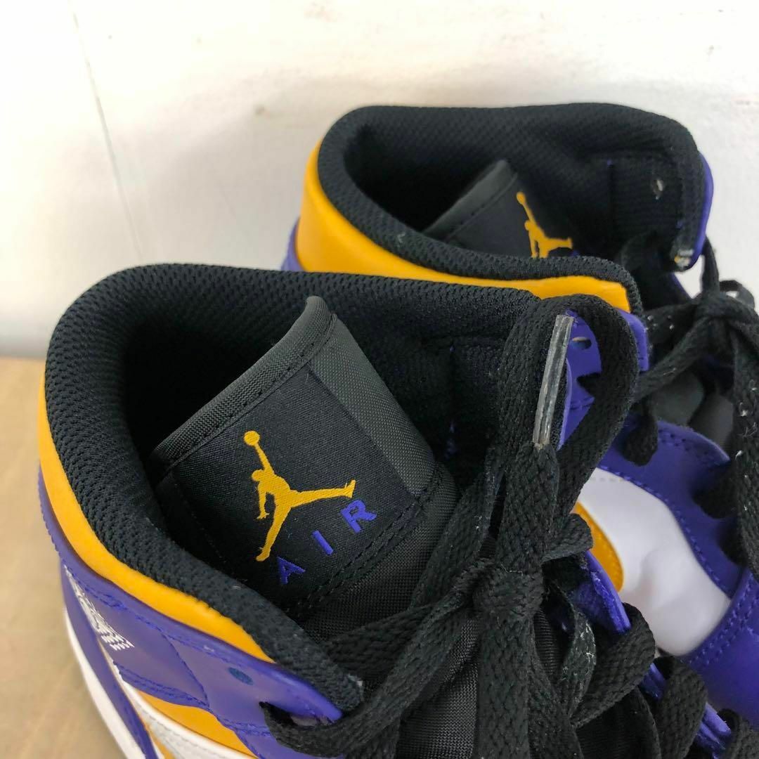 NIKE(ナイキ)の【送料無料】NIKE AIR JORDAN 1 MID LAKERS NBA メンズの靴/シューズ(スニーカー)の商品写真