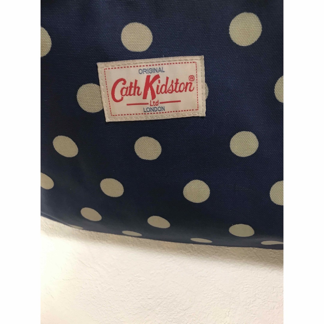 Cath Kidston(キャスキッドソン)の【キャスキッドソン】ドット模様 ショルダーバッグ レディースのバッグ(ショルダーバッグ)の商品写真