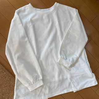 ハニーズ(HONEYS)の美品☆ハニーズ　トップス　L(カットソー(長袖/七分))