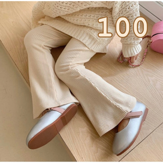 100cm フレアレギンス　パンツ　韓国子供服　ベビー服　キッズ服　アイボリー(パンツ/スパッツ)