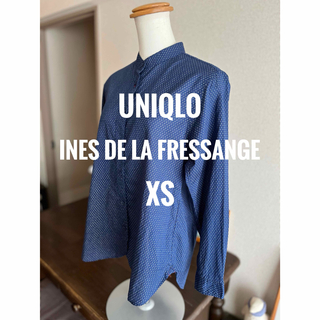 ユニクロ(UNIQLO)のユニクロ　INES DE LA FRESSANGE コラボ　ドット総柄　ブルー(シャツ/ブラウス(長袖/七分))