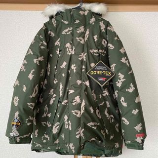 supreme GORE-TEX 700-Fill Down Parka(ダウンジャケット)