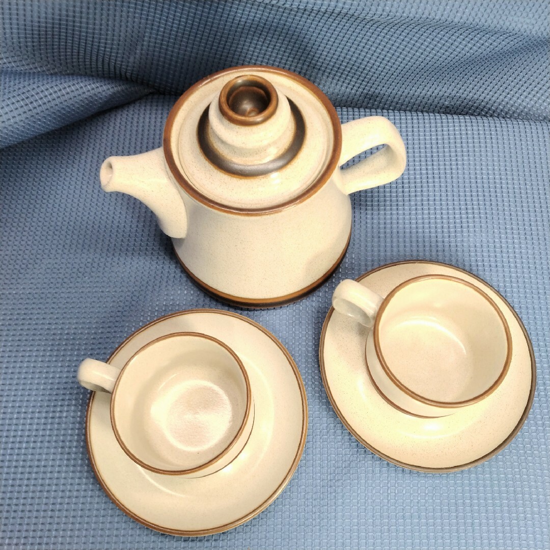 WEDGWOOD(ウェッジウッド)のDENBY デンビー  wheel  ティーポットとカップ&ソーサー２客 インテリア/住まい/日用品のキッチン/食器(食器)の商品写真