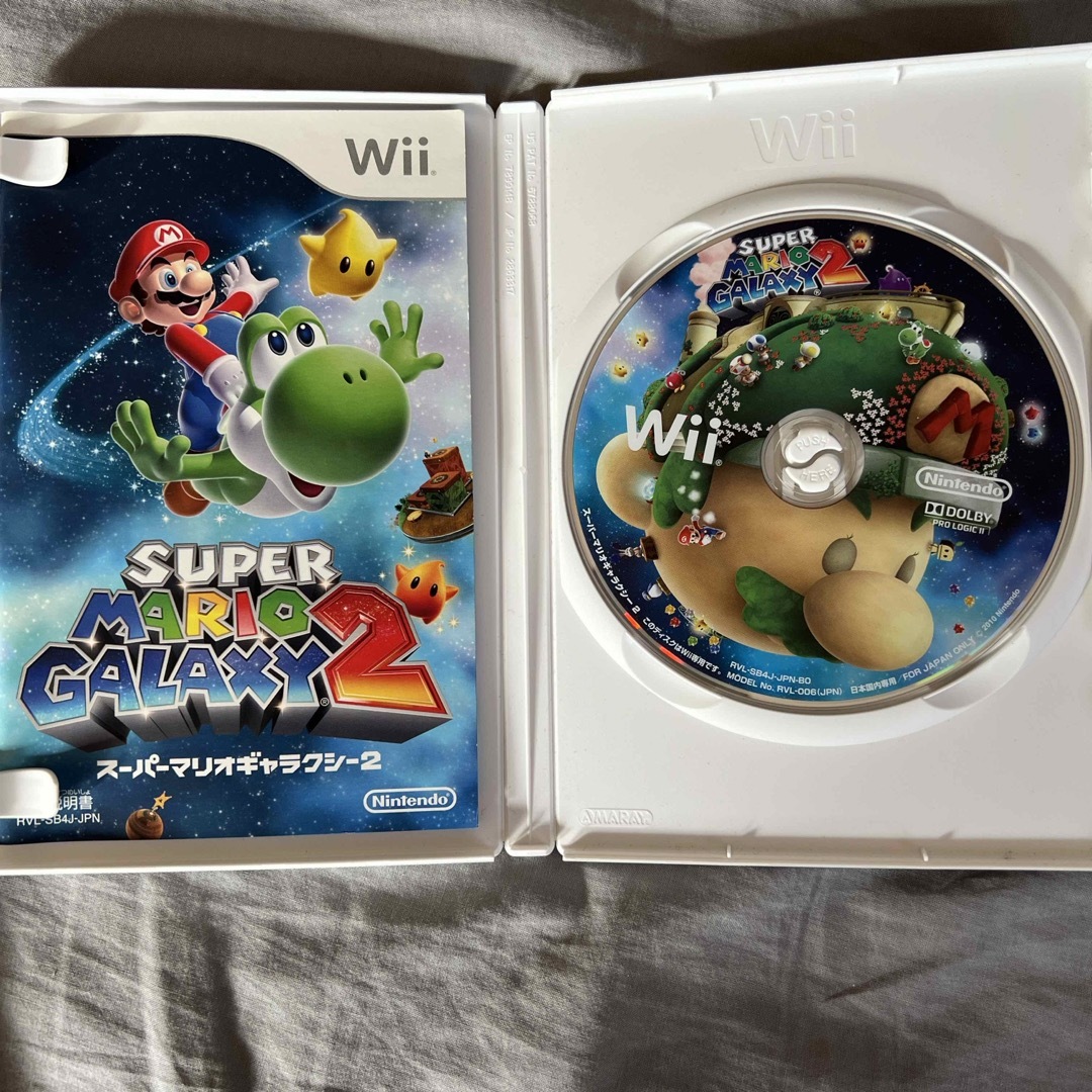 Wii(ウィー)のWii SUPER MARIO GALAXY2とWii SPORTS 2枚組 エンタメ/ホビーのゲームソフト/ゲーム機本体(家庭用ゲームソフト)の商品写真