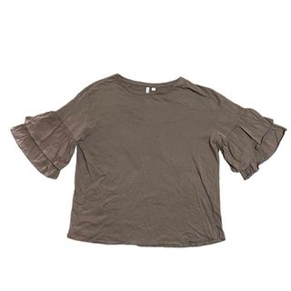 シマムラ(しまむら)の【送料込み価格】フリルTシャツ/Mサイズ(Tシャツ/カットソー(半袖/袖なし))