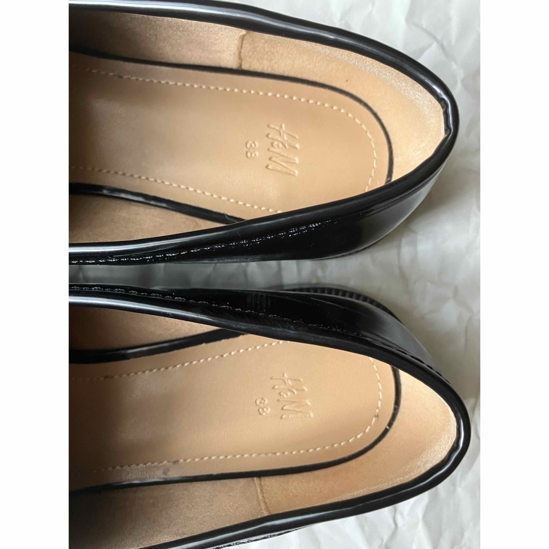 H&M(エイチアンドエム)の【送料込】H&M ローファー　黒38 レディースの靴/シューズ(ローファー/革靴)の商品写真