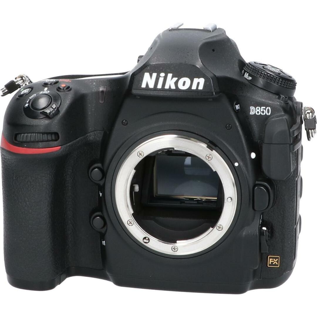 Nikon(ニコン)のＮＩＫＯＮ　Ｄ８５０ スマホ/家電/カメラのカメラ(デジタル一眼)の商品写真