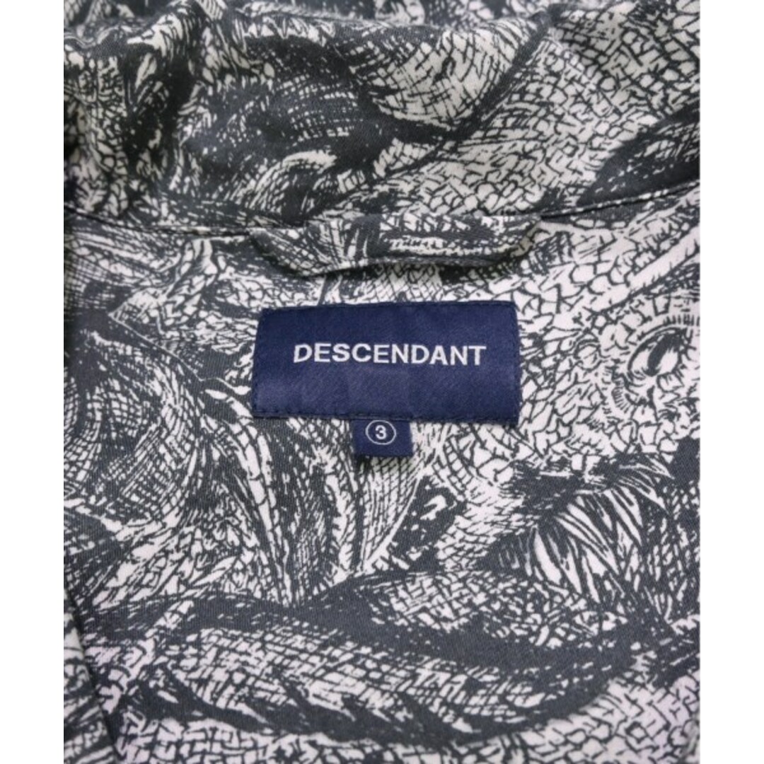 DESCENDANT(ディセンダント)のDESCENDANT カジュアルシャツ 3(L位) グレーx白(総柄) 【古着】【中古】 メンズのトップス(シャツ)の商品写真
