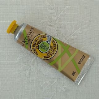 ロクシタン(L'OCCITANE)のロクシタン　テ・アールグレイ スノーシア ハンドクリーム 30ml(ハンドクリーム)