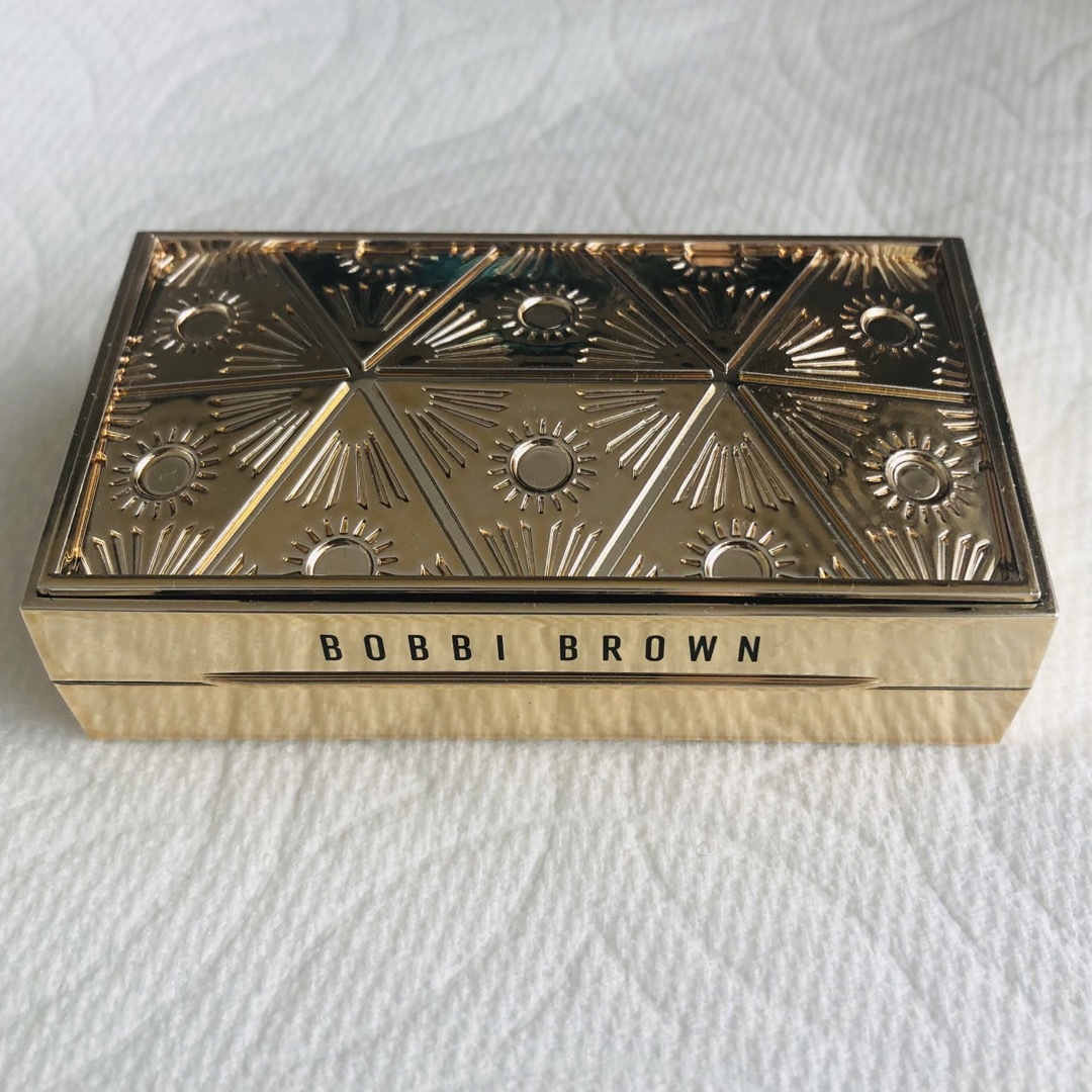 BOBBI BROWN(ボビイブラウン)のリュクス アイシャドウ デュオ / ミッドナイトトースト コスメ/美容のベースメイク/化粧品(アイシャドウ)の商品写真