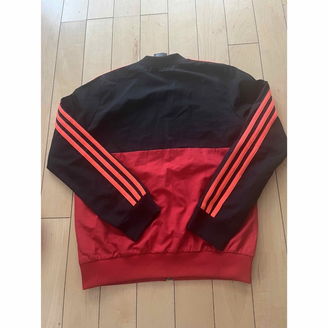 adidas(アディダス)のadidas  130 上着 キッズ/ベビー/マタニティのキッズ服男の子用(90cm~)(ジャケット/上着)の商品写真