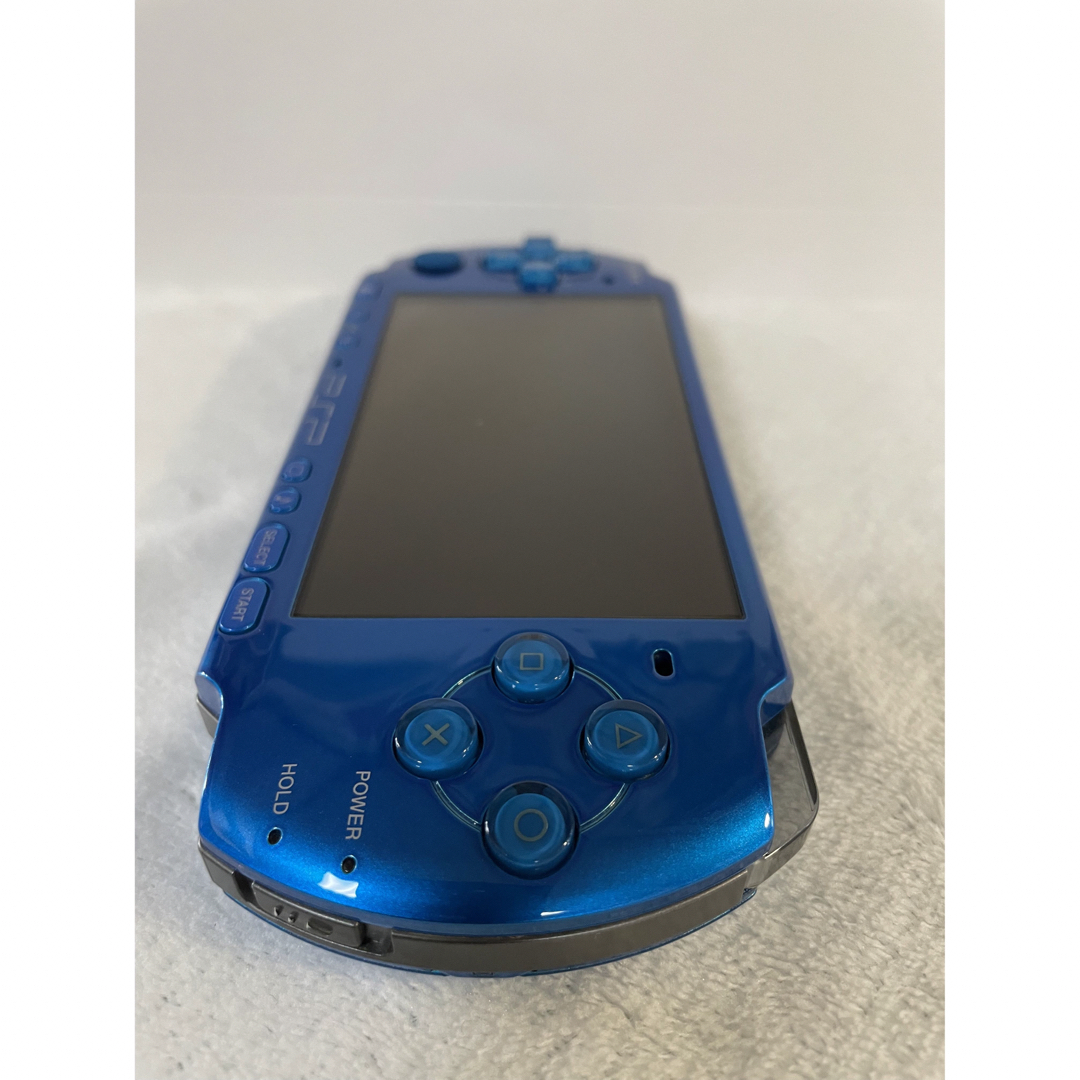 PlayStation Portable(プレイステーションポータブル)の☆良品☆ PSP-3000 バイブラントブルー エンタメ/ホビーのゲームソフト/ゲーム機本体(携帯用ゲーム機本体)の商品写真