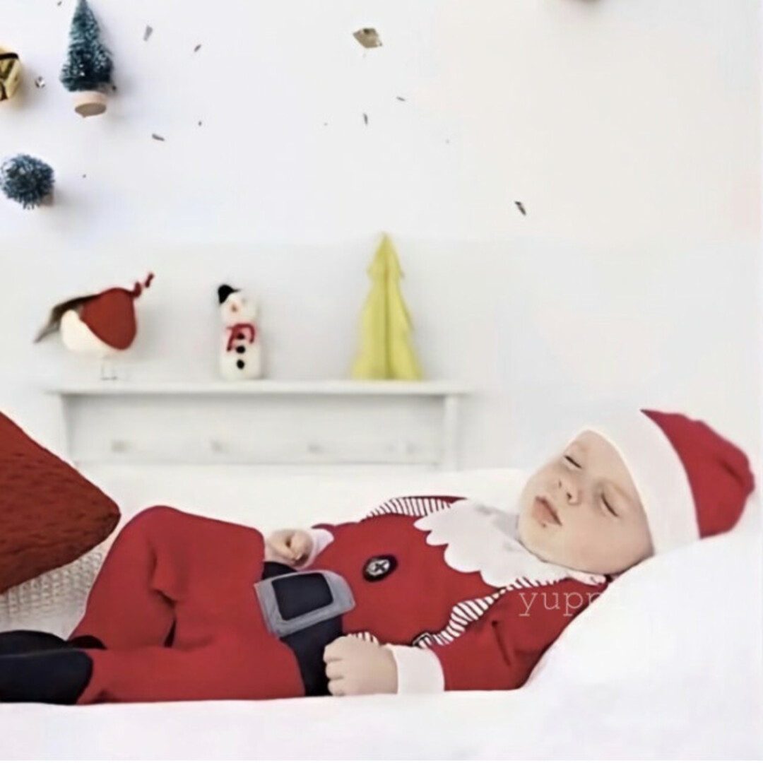 サンタロンパース 90 帽子セット グレー クリスマス 新品未使用 美品  キッズ/ベビー/マタニティのベビー服(~85cm)(ロンパース)の商品写真