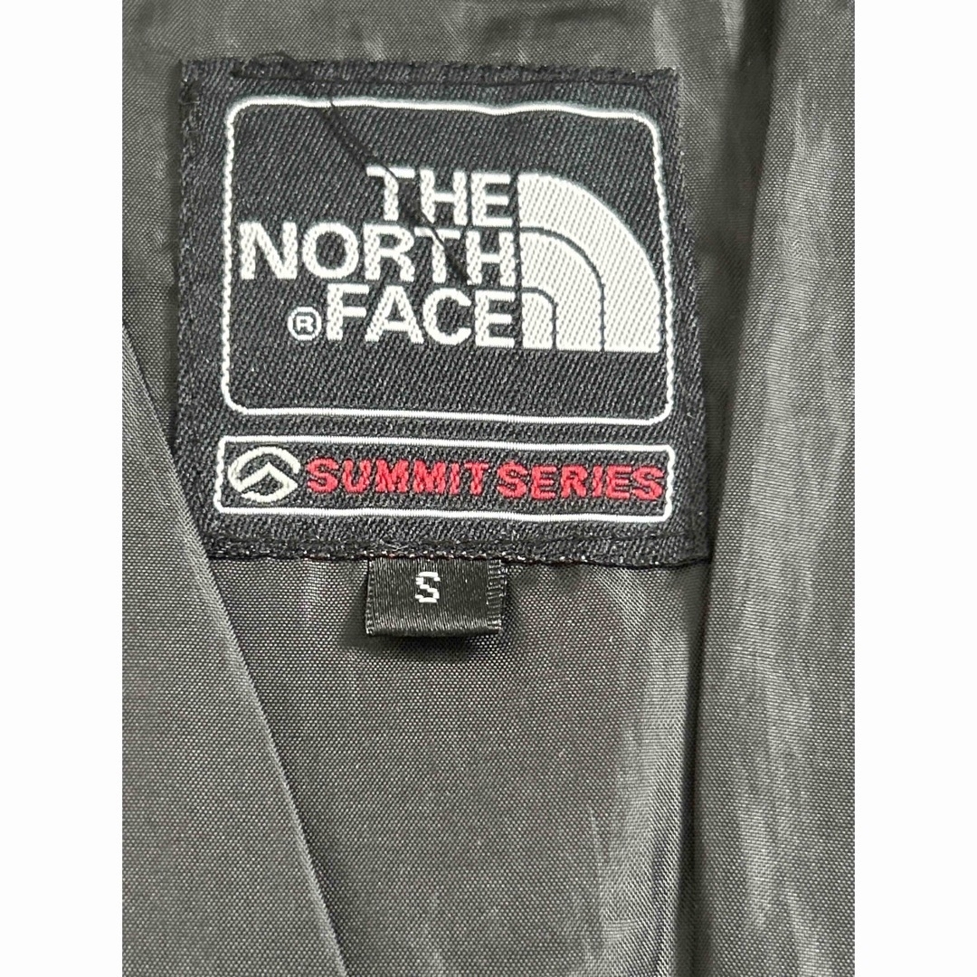 THE NORTH FACE(ザノースフェイス)のノースフェイス  キッズ　アウター　ダウン　130㎝ キッズ/ベビー/マタニティのキッズ服男の子用(90cm~)(ジャケット/上着)の商品写真