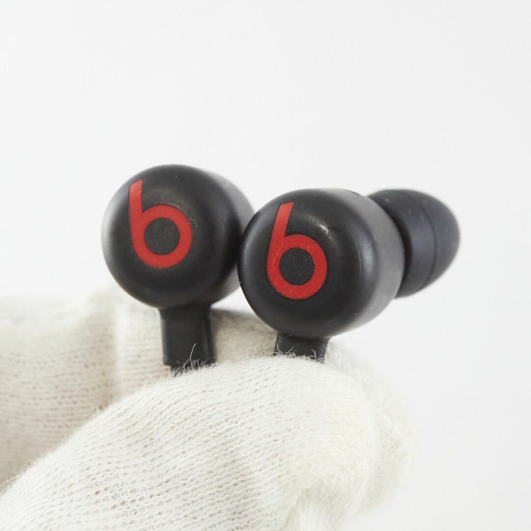 Beats by Dr Dre(ビーツバイドクタードレ)のBeats by Dr.Dre BEATS FLEX ワイヤレスイヤホン USED美品 ビーツ Bluetooth MYMC2PA/A ブラック ネックバンド マイク 完動品 S V9576 スマホ/家電/カメラのオーディオ機器(ヘッドフォン/イヤフォン)の商品写真