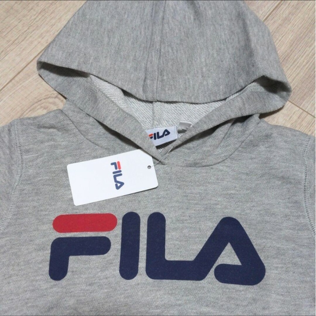 FILA(フィラ)のFILA フィラ  パーカー  子供服  100 キッズ/ベビー/マタニティのキッズ服男の子用(90cm~)(Tシャツ/カットソー)の商品写真