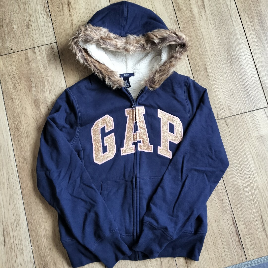 GAP Kids(ギャップキッズ)のGAP　ボアパーカー　150 キッズ/ベビー/マタニティのキッズ服女の子用(90cm~)(ジャケット/上着)の商品写真