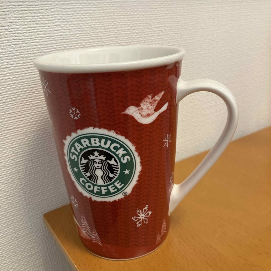 Starbucks Coffee(スターバックスコーヒー)のスターバックスマグカップ　クリスマス キッズ/ベビー/マタニティの授乳/お食事用品(マグカップ)の商品写真