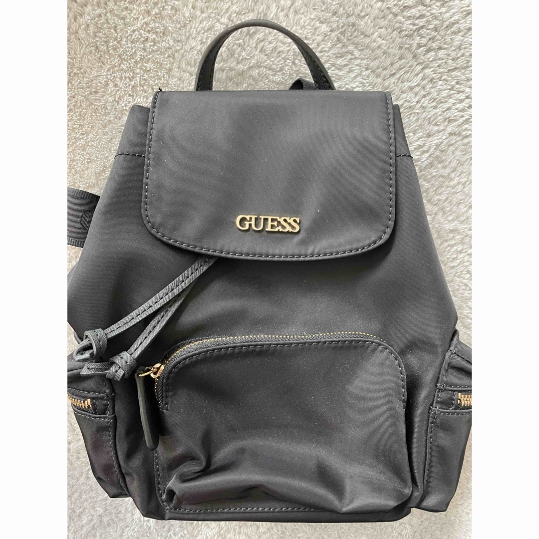 GUESS(ゲス)のGUESS リュック　新品 バックパック レディースのバッグ(リュック/バックパック)の商品写真