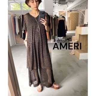 Ameri VINTAGE - ameri フレアラッフルチノパンツ Sの通販 by