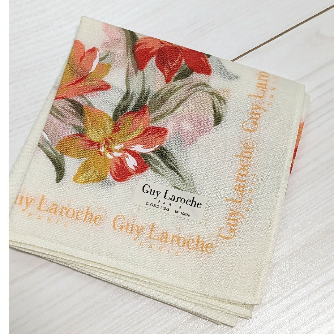 Guy Laroche(ギラロッシュ)のGuy Laroche　綿ハンカチ レディースのファッション小物(ハンカチ)の商品写真