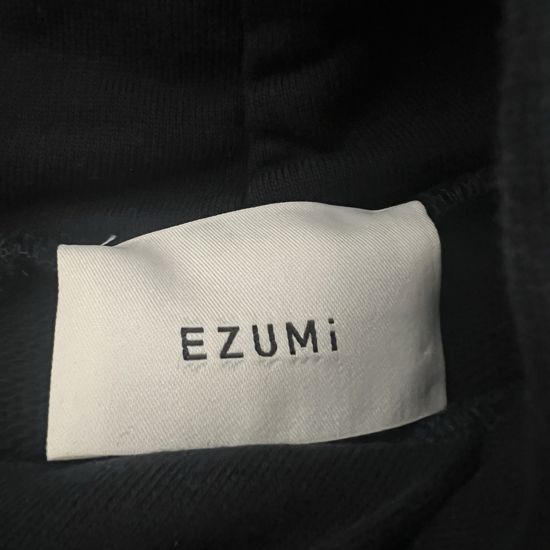 【良品】EZUMi エズミ　ネイビー　プリーツ　刺繍パーカー　サイズF