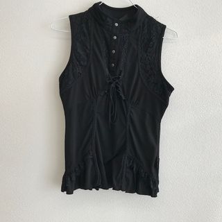 『USED』   OZZ ONESTE トップス キャミソール  ブラック系 レディース【中古】(キャミソール)
