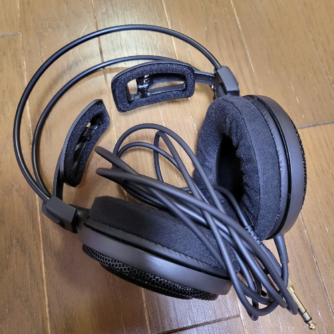 audio-technica(オーディオテクニカ)のAudio-Technica ヘッドホン ATH-AD500X スマホ/家電/カメラのオーディオ機器(ヘッドフォン/イヤフォン)の商品写真