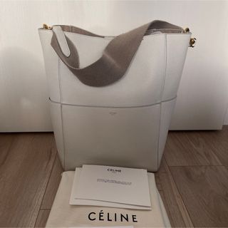 セリーヌ(celine)のCELINE セリーヌ　サングルバゲット　ミディアム　ホワイト　ショルダーバック(ショルダーバッグ)