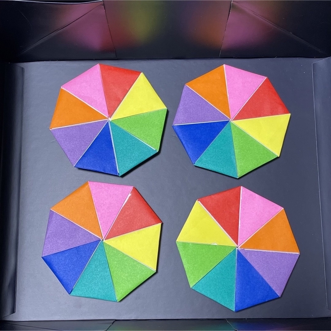 20個　折り紙虹色メダル　キャンディー　ハンドメイド ハンドメイドの素材/材料(型紙/パターン)の商品写真