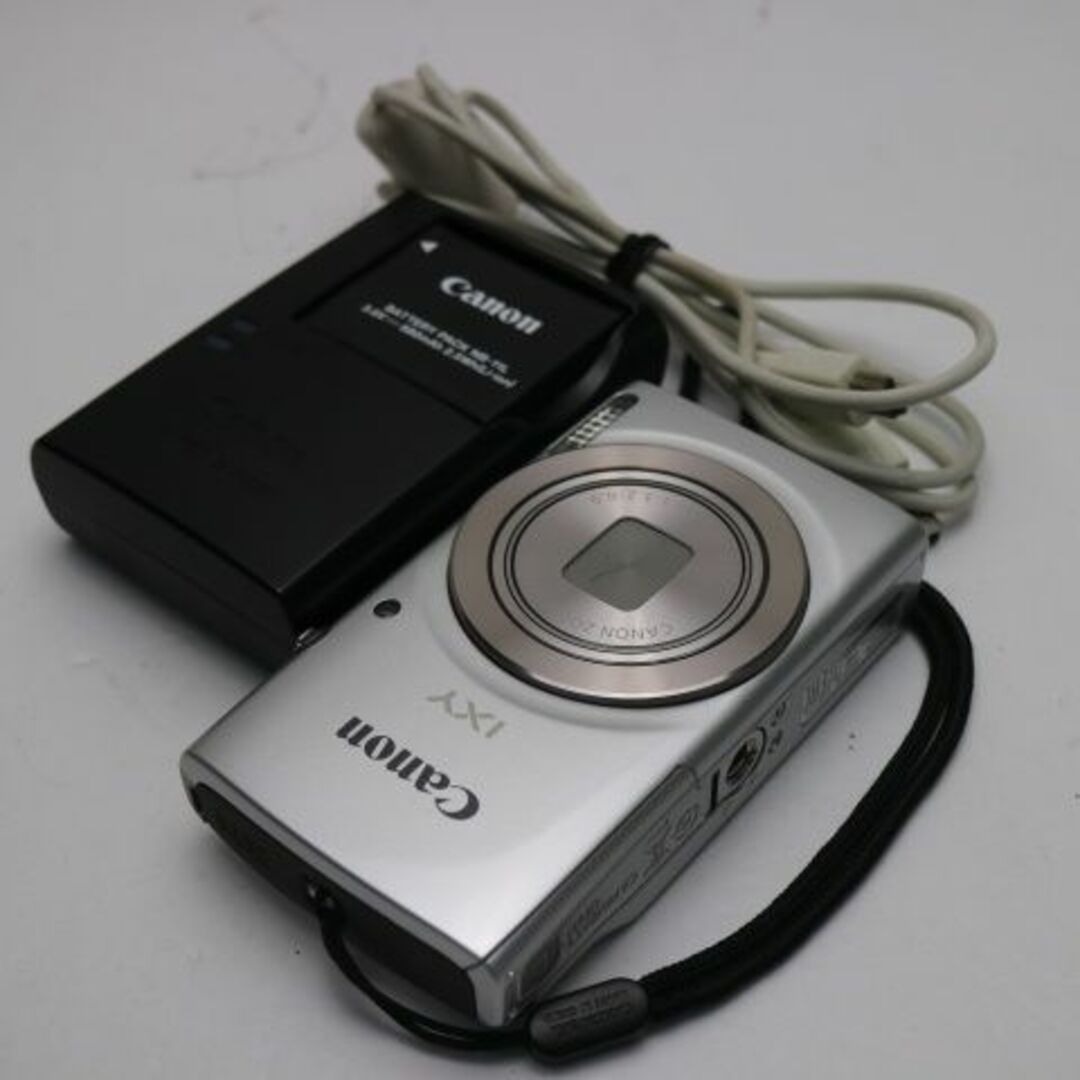 新品同様 IXY 180 シルバー 新品同様 IXY 180 シルバー