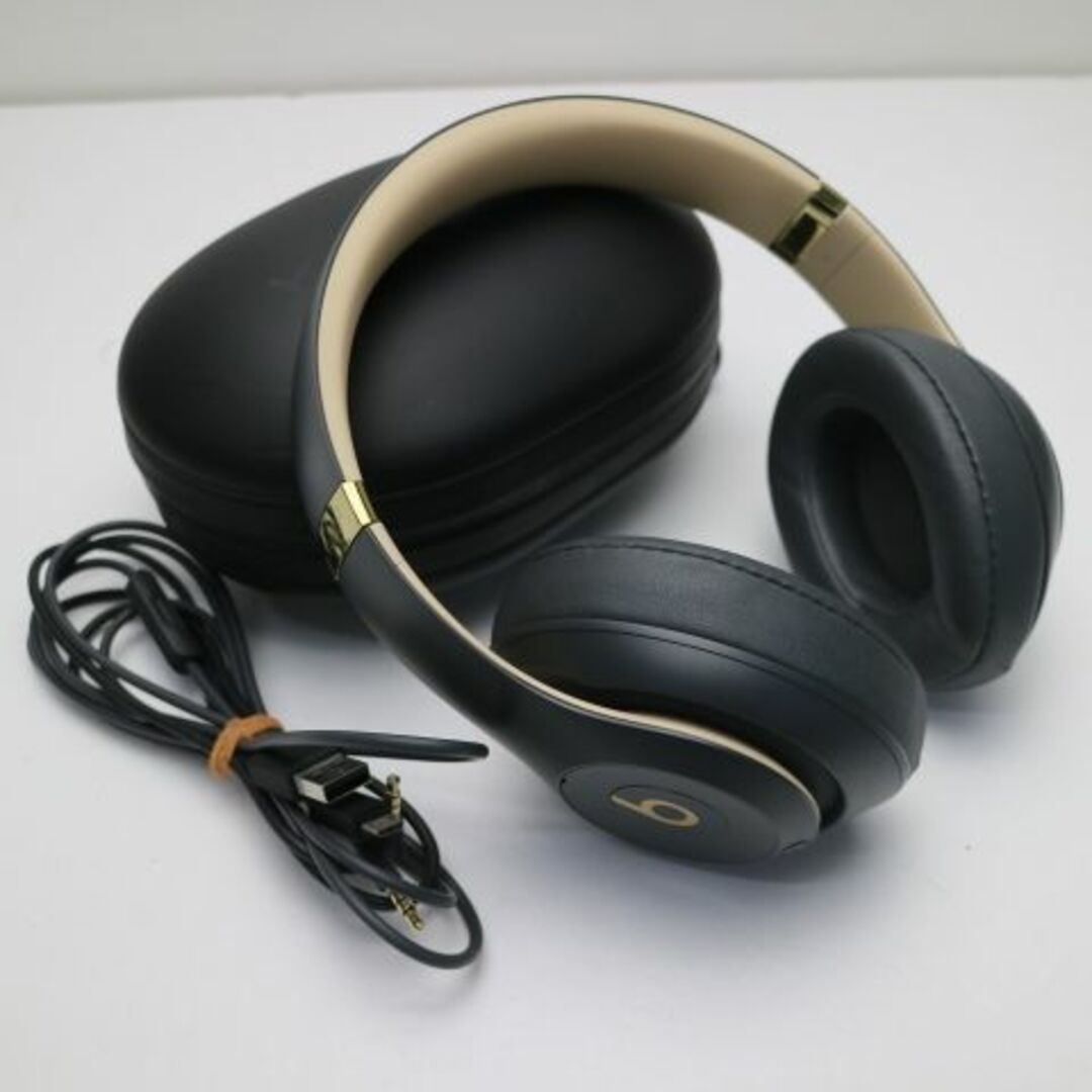 Beats by Dr Dre(ビーツバイドクタードレ)の超美品 Beats studio3 wireless MXJA2PA/A スマホ/家電/カメラのオーディオ機器(ヘッドフォン/イヤフォン)の商品写真