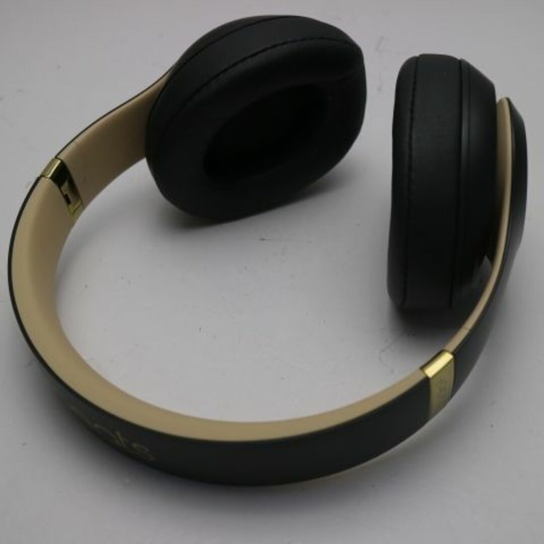 Beats by Dr Dre(ビーツバイドクタードレ)の超美品 Beats studio3 wireless MXJA2PA/A スマホ/家電/カメラのオーディオ機器(ヘッドフォン/イヤフォン)の商品写真