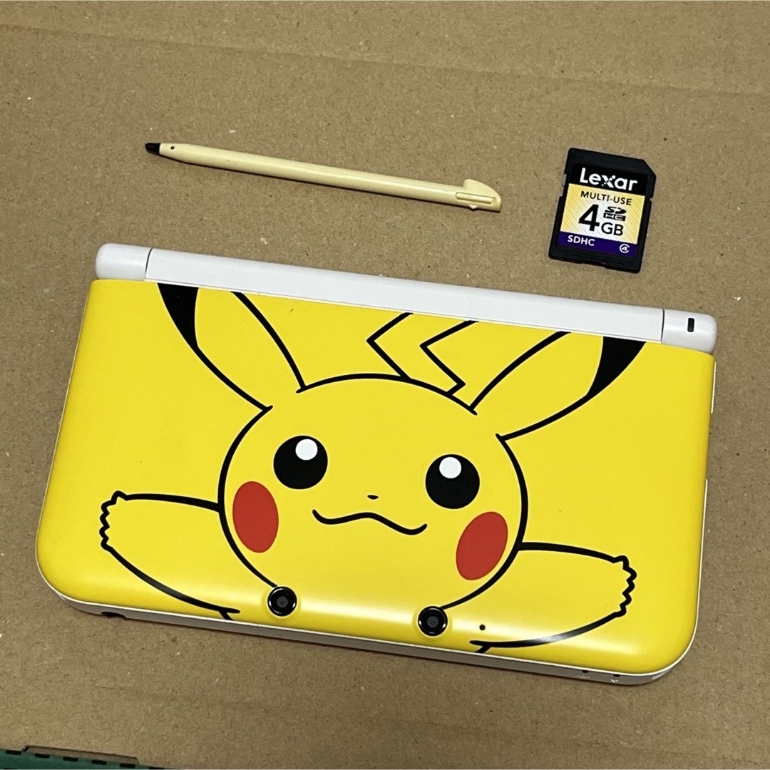 ニンテンドー3DS LL ポケモンセンター限定ピカチュウモデル - 携帯用 ニンテンドー3DS LL ポケモンセンター限定ピカチュウモデル - 携帯用