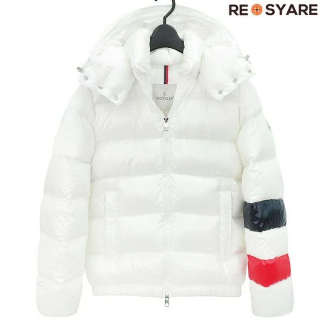 MONCLER(モンクレール)のモンクレール 2019 WILLM ロゴワッペン トリコロール ジップアップ ダウン ジャケット ブルゾン 46122 メンズのジャケット/アウター(ダウンジャケット)の商品写真