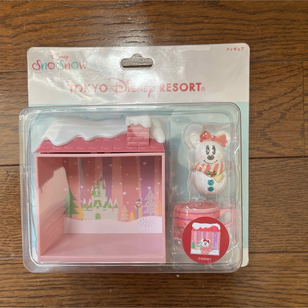 Disney(ディズニー)の【新品未使用】ディズニーSnow Snowフィギュア(ミニー) エンタメ/ホビーのおもちゃ/ぬいぐるみ(キャラクターグッズ)の商品写真