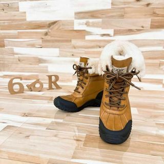 アグ(UGG)の【アグ×ビブラム】牛革レザー×シープスキン 切り替えムートン ブーツ 22.0茶(ブーツ)