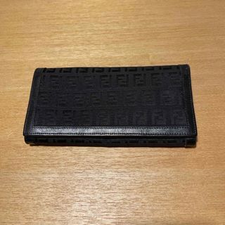 フェンディ(FENDI)のFENDI 長財布　黒(財布)