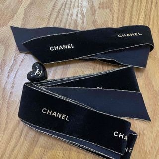 シャネル(CHANEL)のシャネル　ラッピング　ホリデー　リボン＆チャーム(ラッピング/包装)