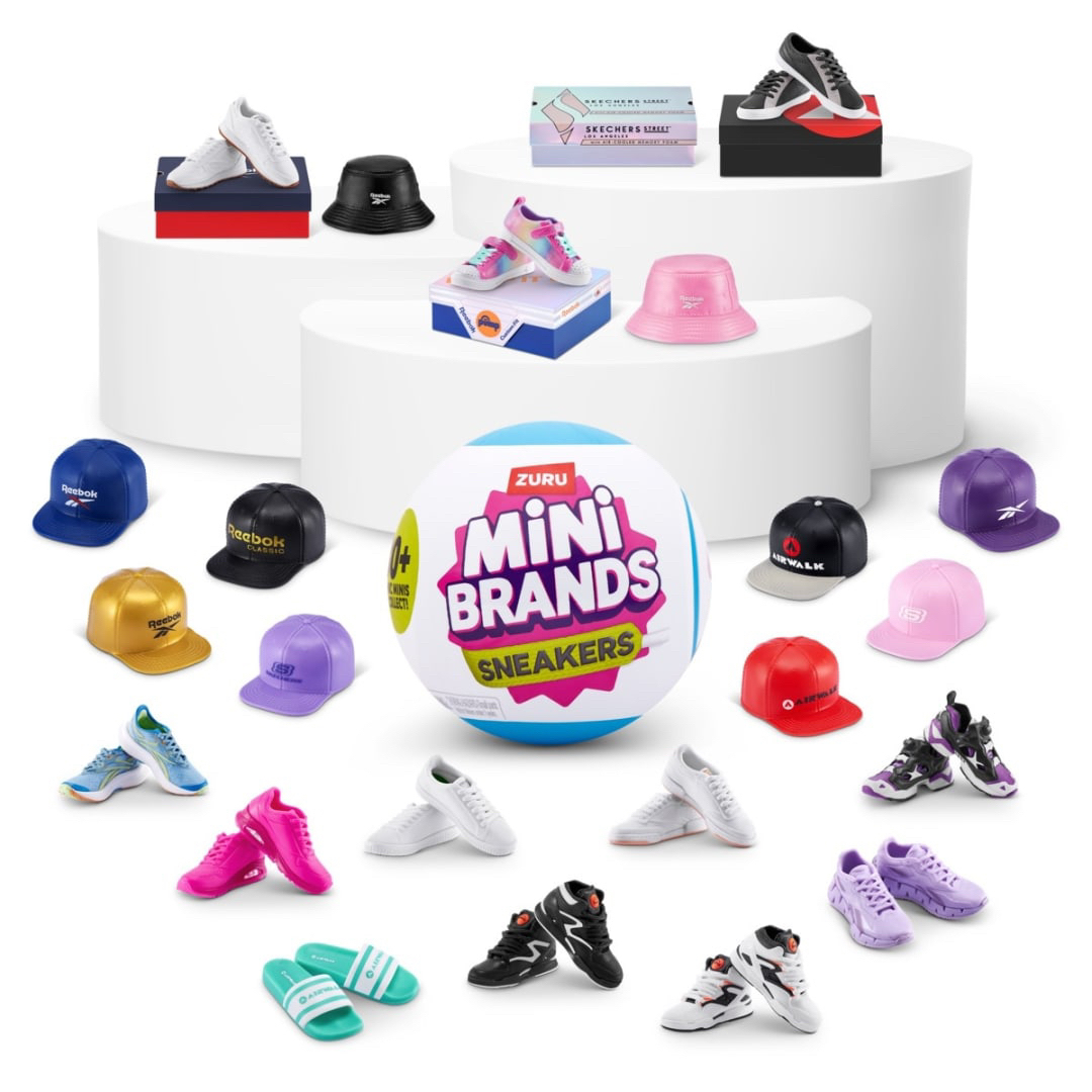 ミニブランズMini Brands Sneakers  4セット ミニブランズ エンタメ/ホビーのおもちゃ/ぬいぐるみ(キャラクターグッズ)の商品写真