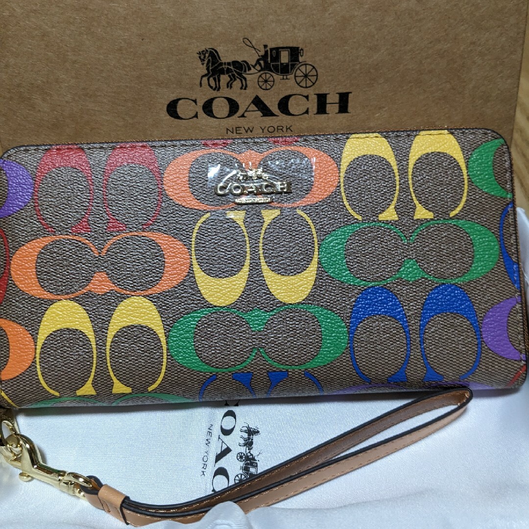 COACH  ミニバッグと長財布　カラフルシグネチャー