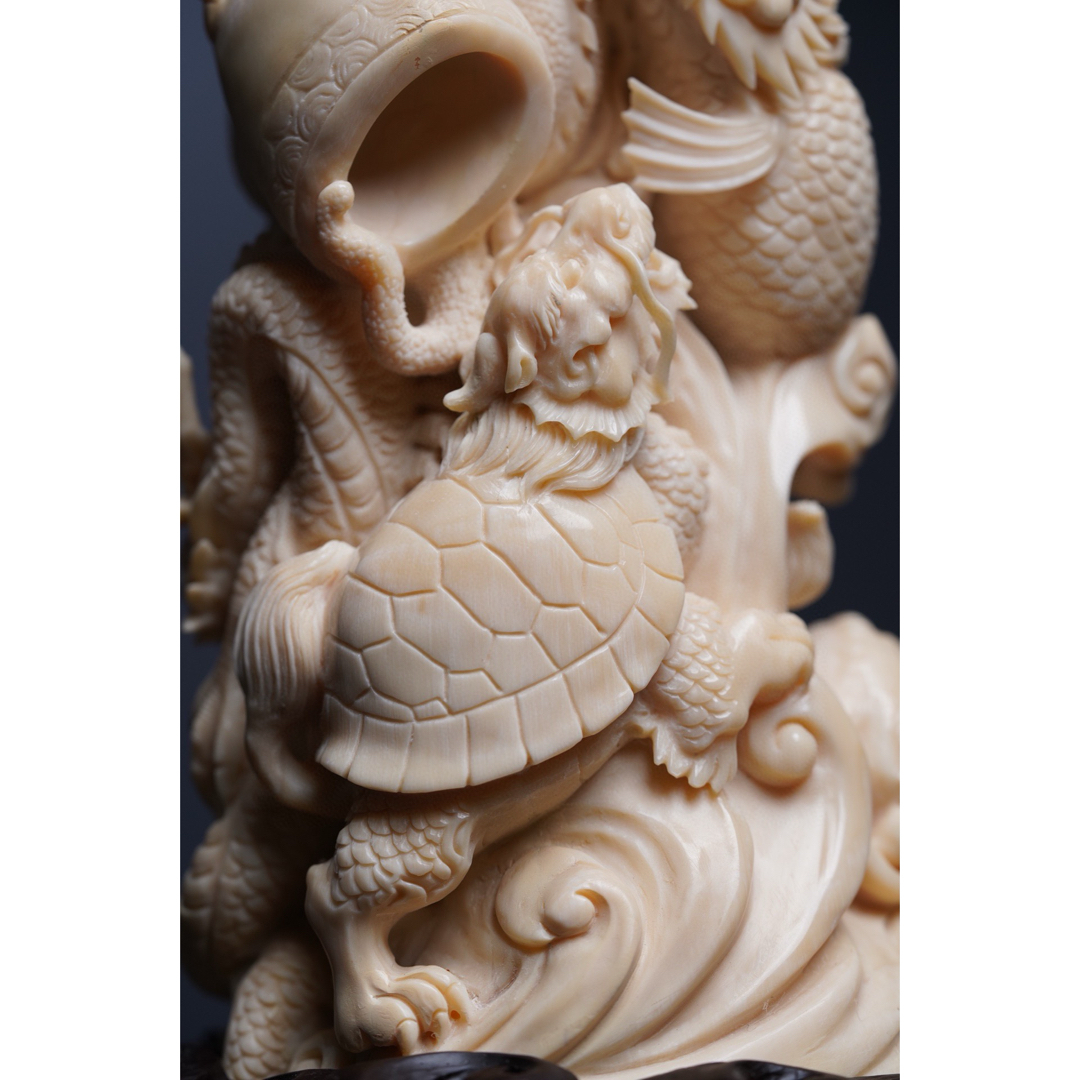 天然マンモス牙美しい手作り彫刻竜生九子 置物の通販 by 手作り 天然マンモス牙美しい手作り彫刻竜生九子 置物の通販 by 手作り