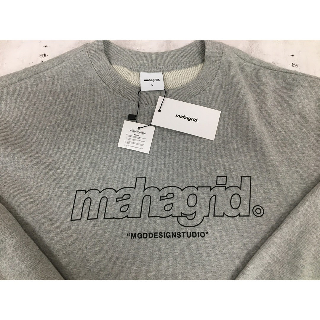 mahagrid マハグリッド ロゴスウェット トレーナー グレー【3340-004】 メンズのトップス(スウェット)の商品写真