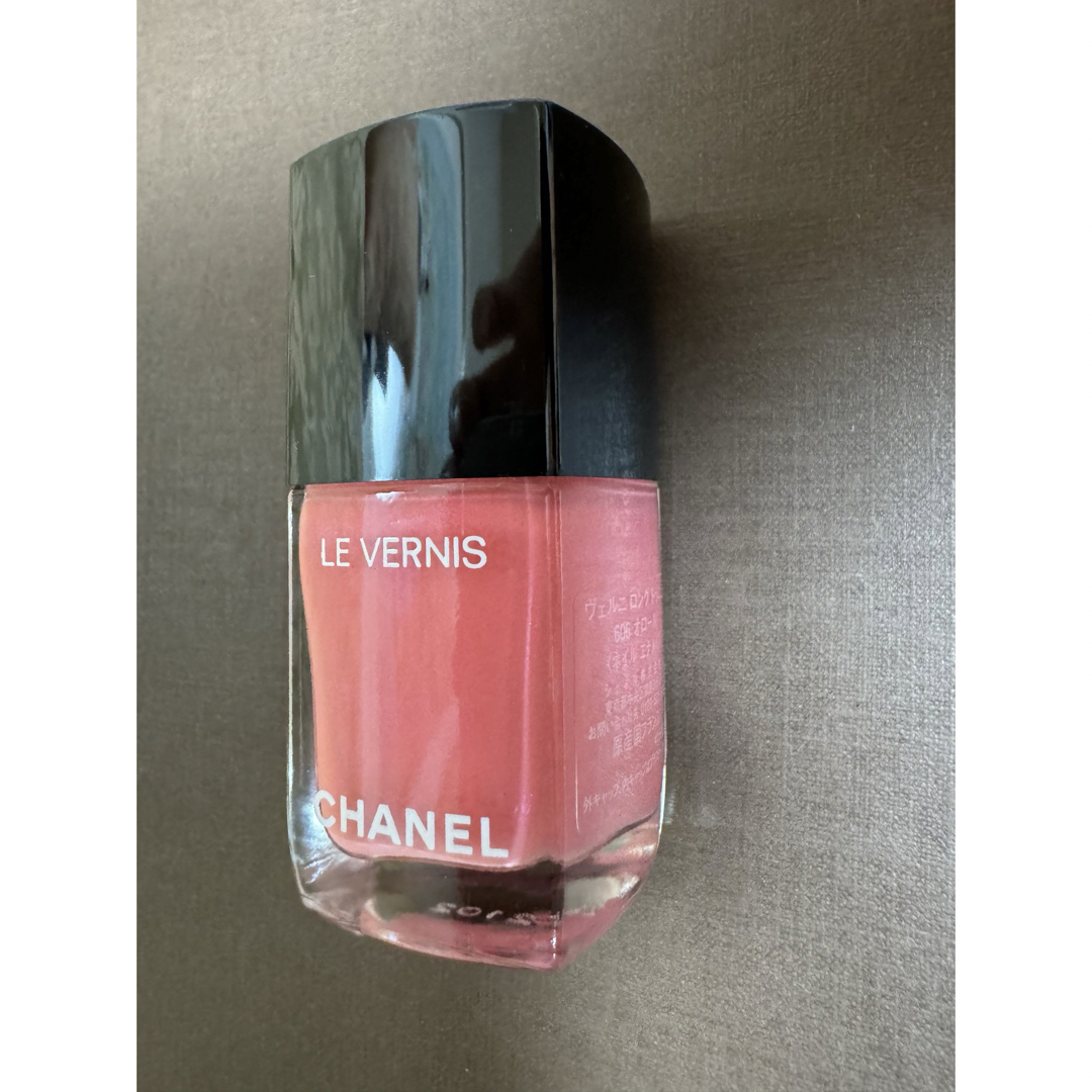 CHANEL(シャネル)のCHANEL シャネル ヴェルニ ロング トゥニュ 606 オロール コスメ/美容のネイル(マニキュア)の商品写真