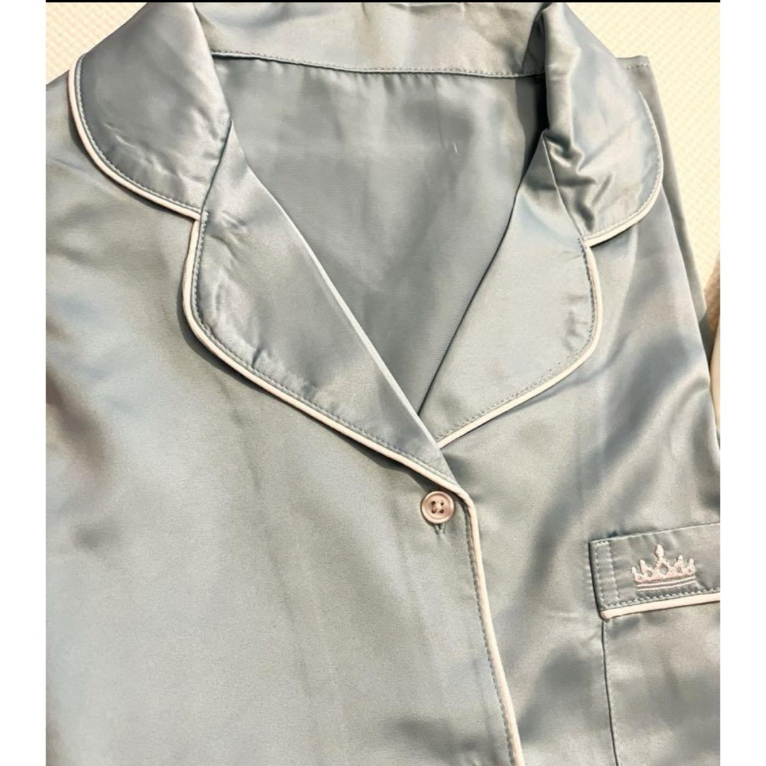 セール◉白のみ新品◉GU◉長袖サテンパジャマ◉3色セット