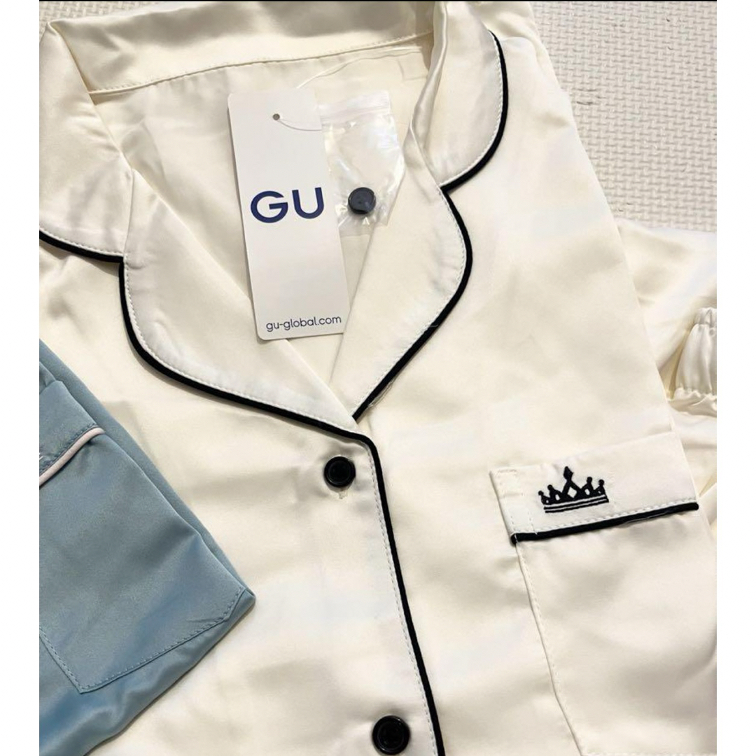 GU(ジーユー)のセール◉白のみ新品◉GU◉長袖サテンパジャマ◉3色セット レディースのルームウェア/パジャマ(ルームウェア)の商品写真