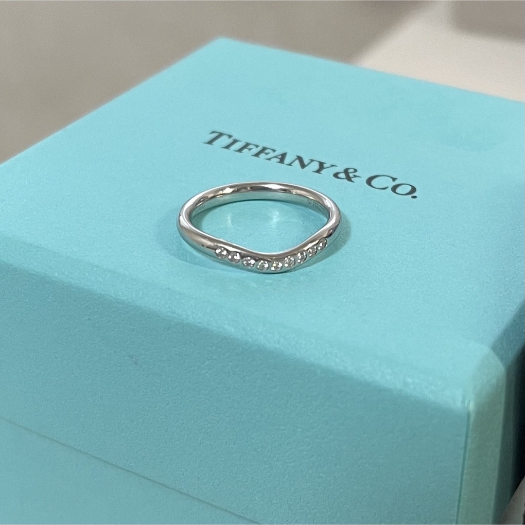 美品！ TIFFANY \u0026 Co. カーブドバンド リング PT950 8号ゆうパックの送料込み