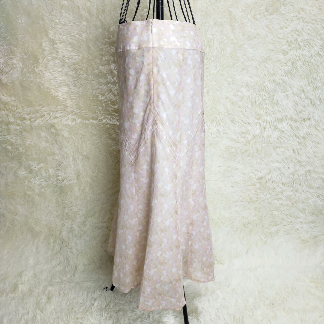 自由区(ジユウク)の自由区【42】花柄タイトスカート ロング丈 XL相当 美品 オンワード樫山 レディースのスカート(ロングスカート)の商品写真