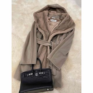 マックスマーラ(Max Mara)のご専用♡MaxMaraマックスマーラミンクフード　グレージュ(毛皮/ファーコート)