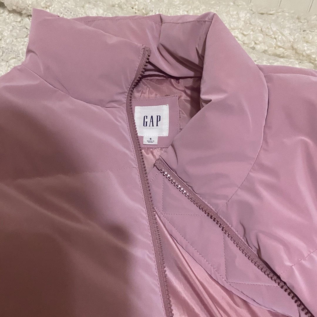 GAP(ギャップ)のGAP pink down メンズのジャケット/アウター(ダウンジャケット)の商品写真